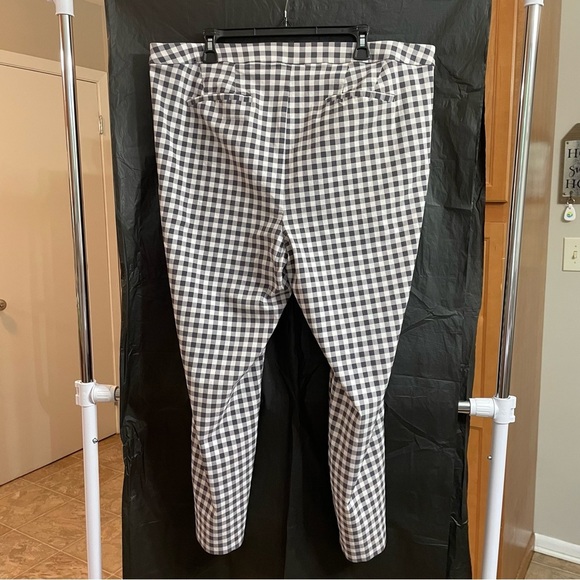 Lane Bryant 22 Checkered Ankle Pants Summer Resort Vacation Casual - Picture 5 of 6